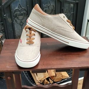 Levi's Low Top Comfort Sneakers